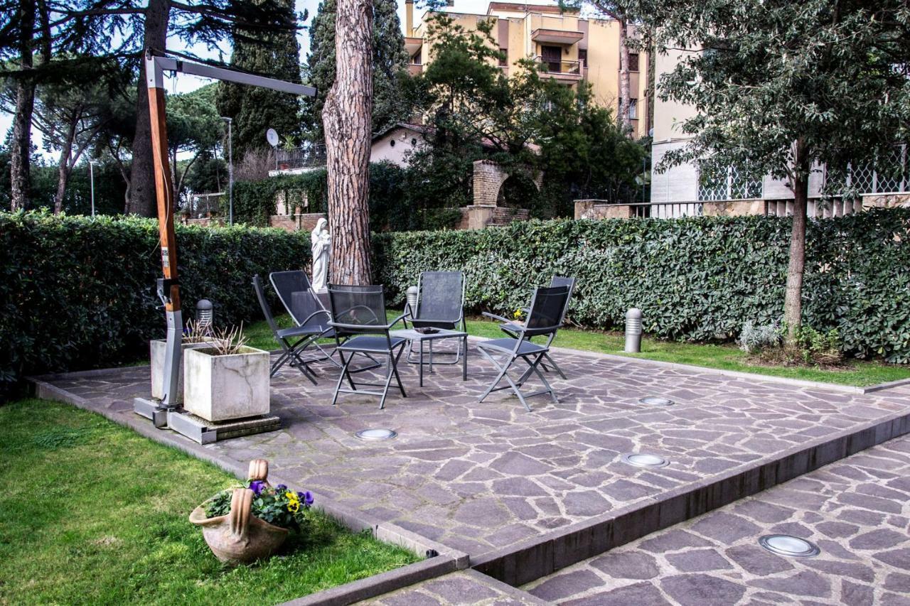 Preziosissimo Sangue Bed and Breakfast Rome Buitenkant foto